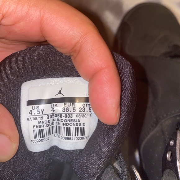 Jordan’s - Picture 7 of 7